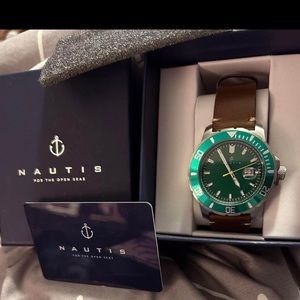 Nautis Watch